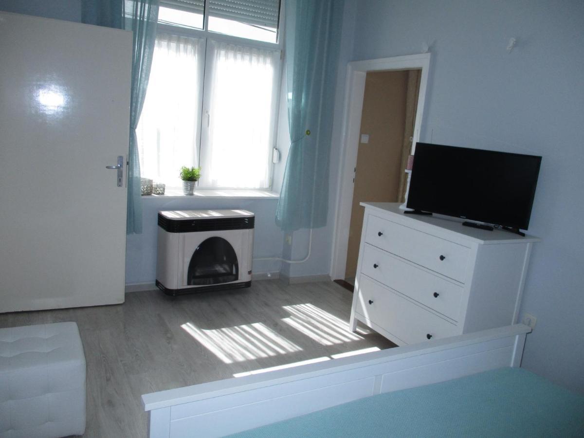 Ferencesek Apartman Pecs Exterior photo