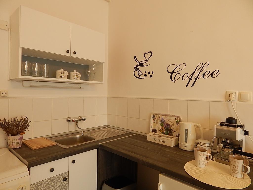 Ferencesek Apartman Pecs Exterior photo